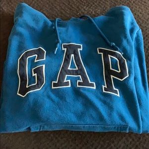 GAP PULLOVER SWEATER